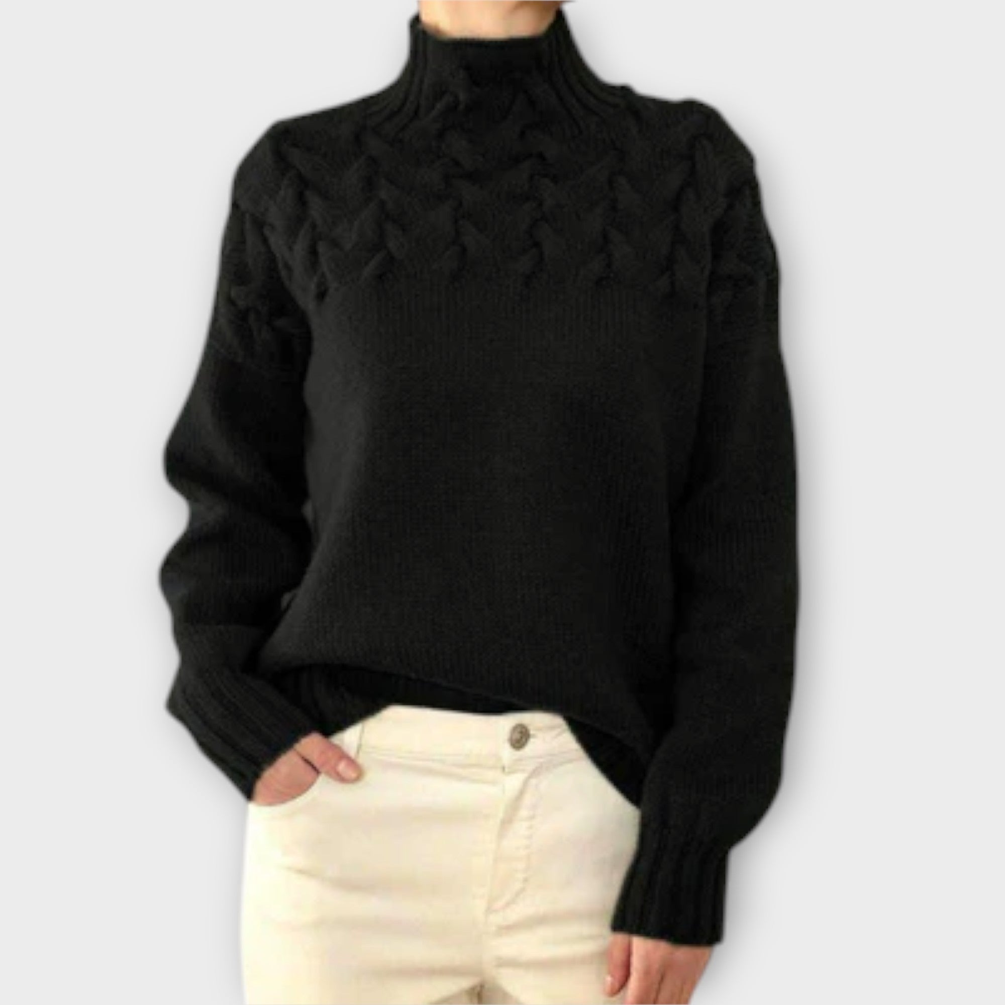 Ivana - Elegáns kötött pulóver garbóval