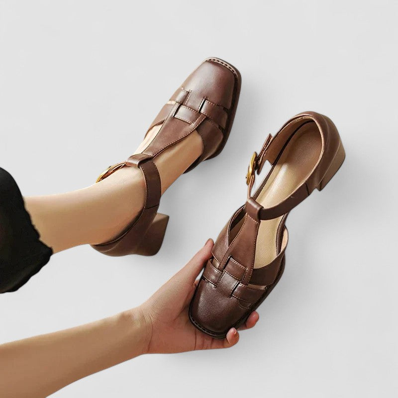 Scarlett – Kényelmes T-strap Blokk sarkú