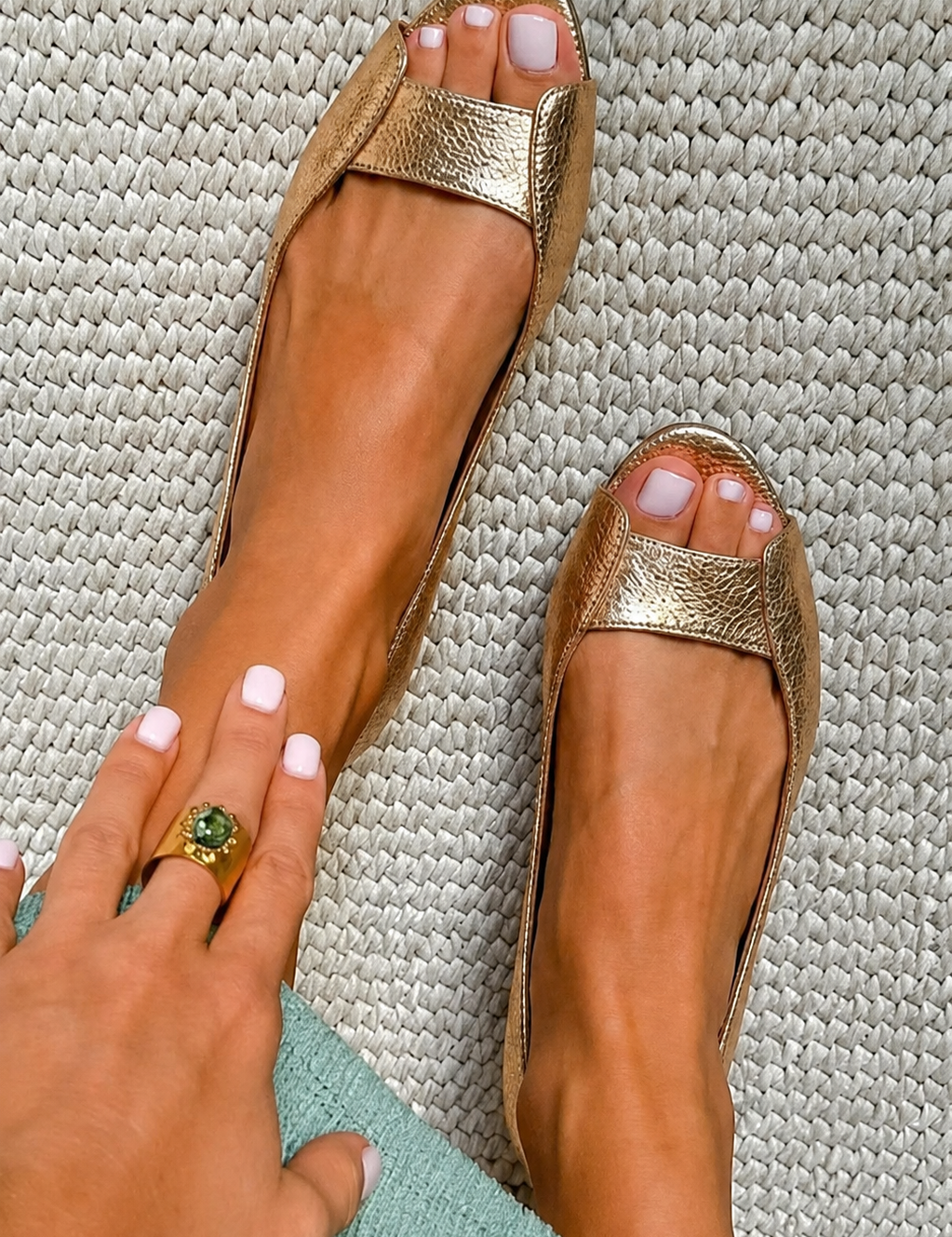 Adelina | Arany Komfortos Chic Szandál