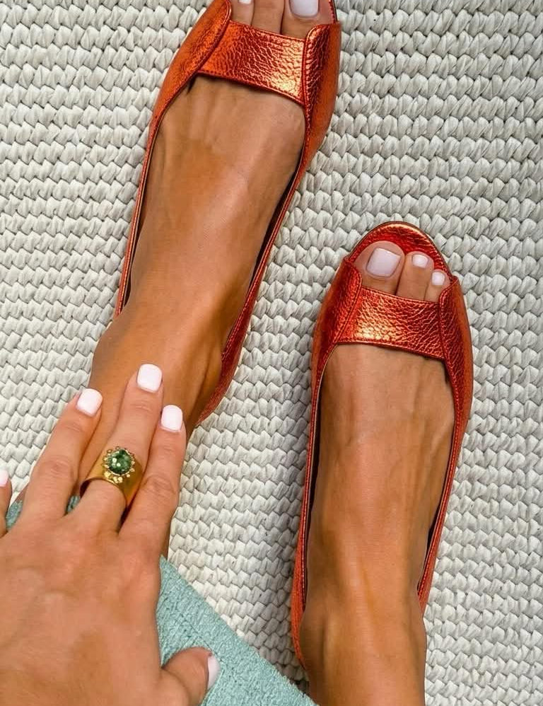 Adelina | Arany Komfortos Chic Szandál
